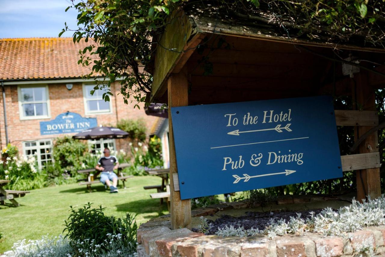 ברידג'ווטר The Bower Inn מראה חיצוני תמונה The hotel and pub at the White Horse